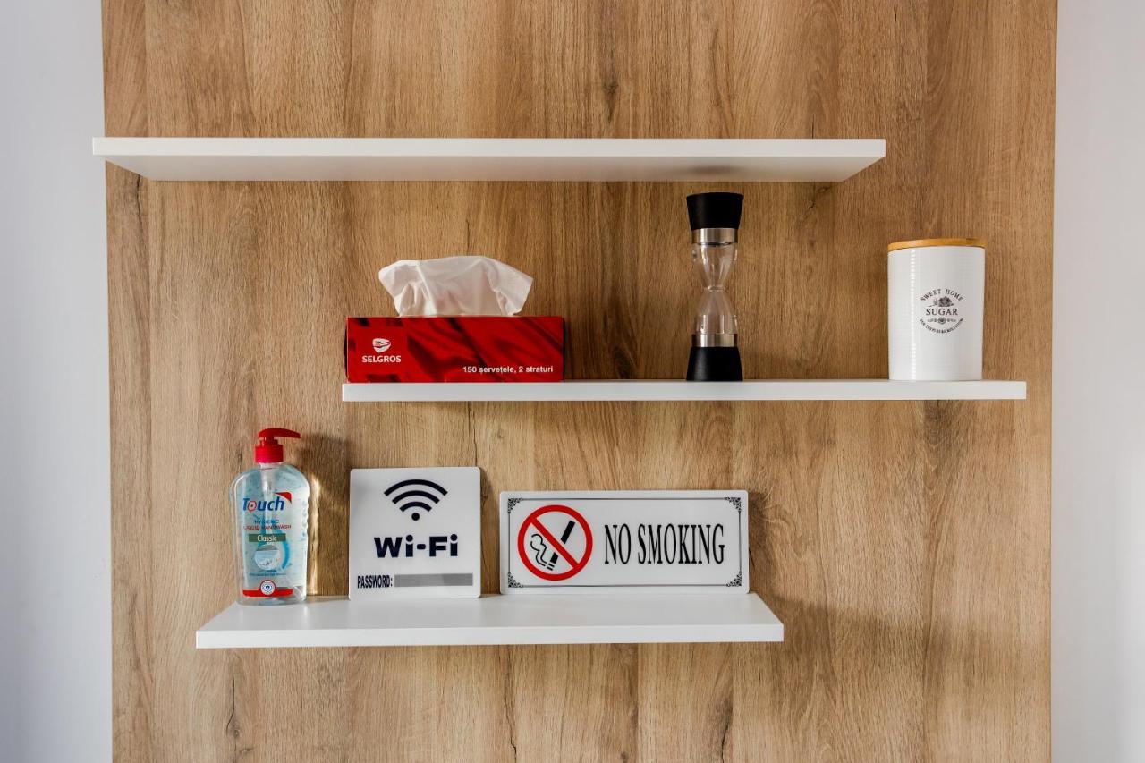 Samplus Central Apartment Craiova Ngoại thất bức ảnh
